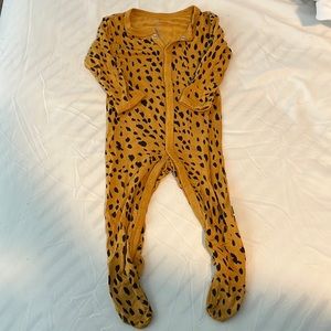 Kyte baby snap footie